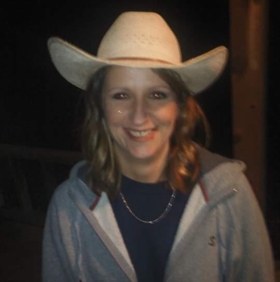 Meet your Posher, Debbie - Picture 1 of 1